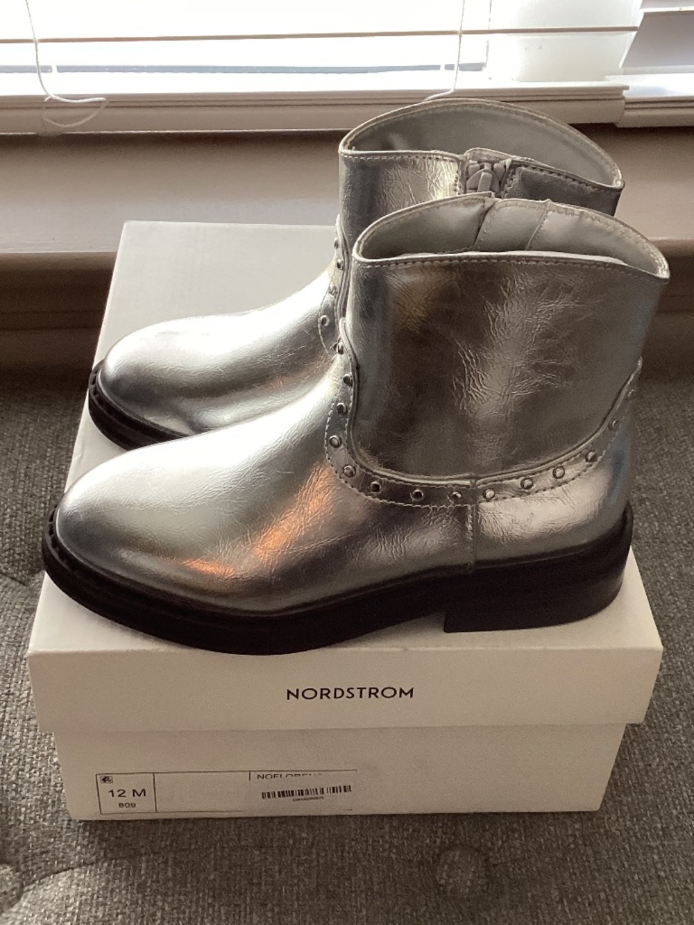 Nordstrom Florence Studded Bootie, size 12